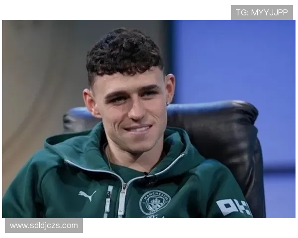 福登在更衣室的融入表现出色，持续增强球队团结力与竞争力